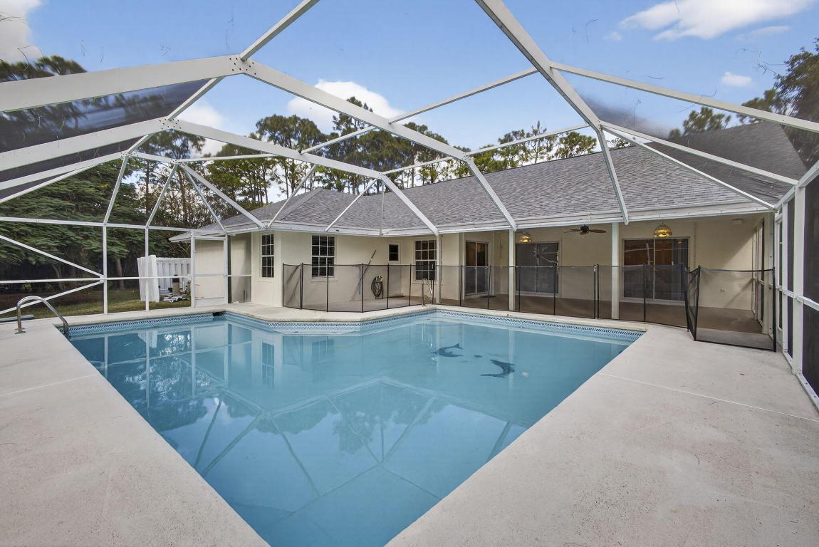 15098 77th Pl Loxahatchee, FL 33470