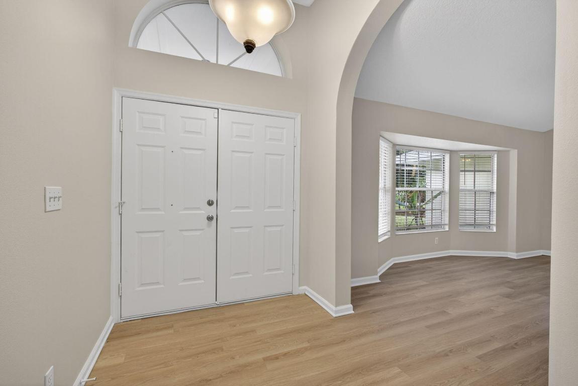 15098 77th Pl Loxahatchee, FL 33470