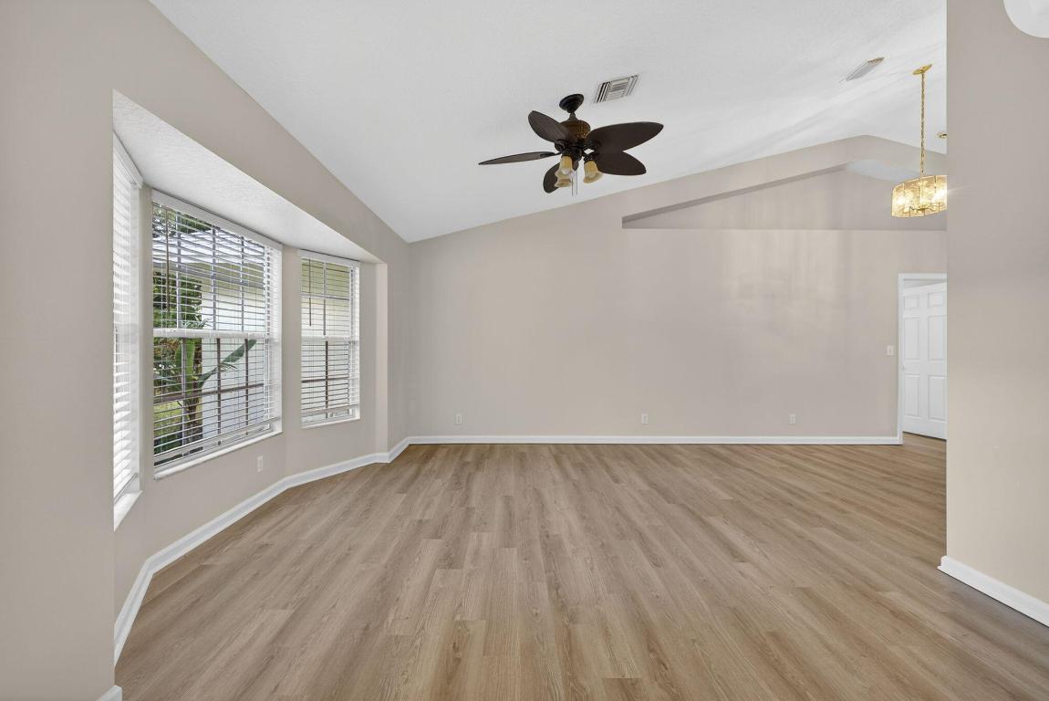 15098 77th Pl Loxahatchee, FL 33470