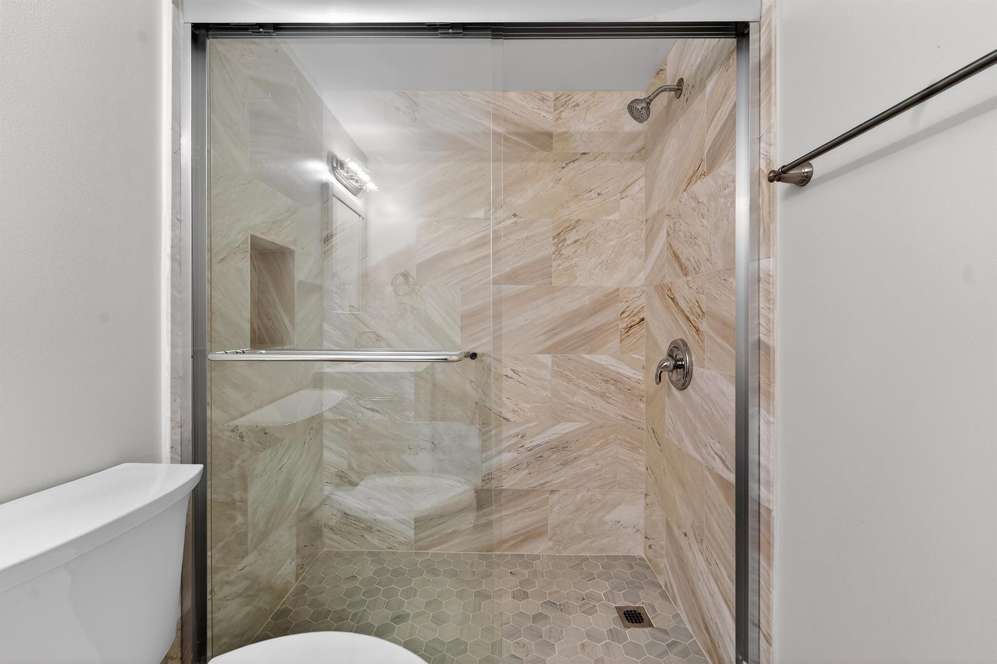 6392 Chasewood Dr #B Jupiter, FL 33458