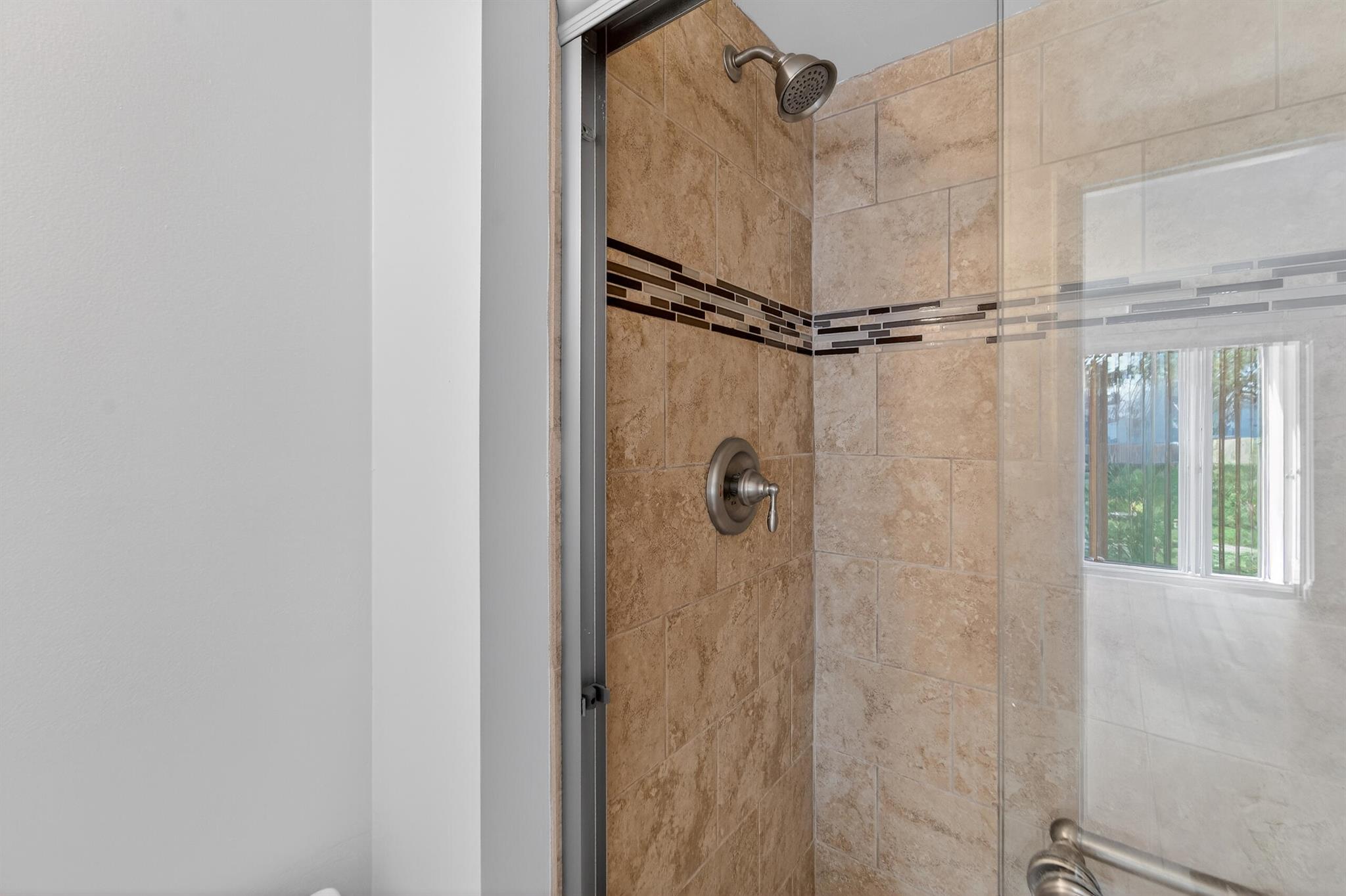 6392 Chasewood Dr #B Jupiter, FL 33458