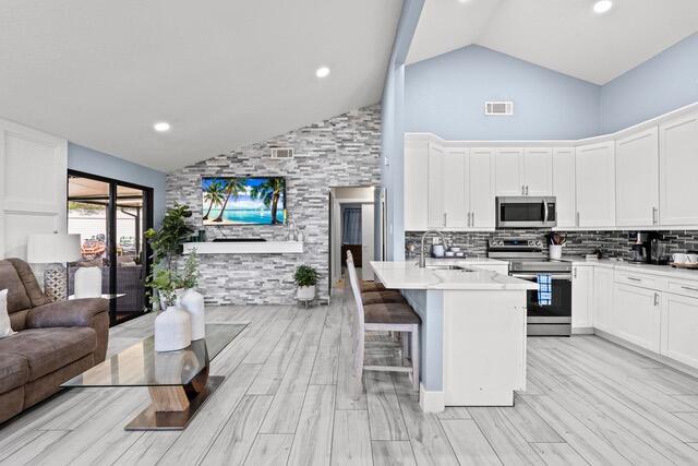 1222 Stardust Way Way Royal Palm Beach, FL 33411