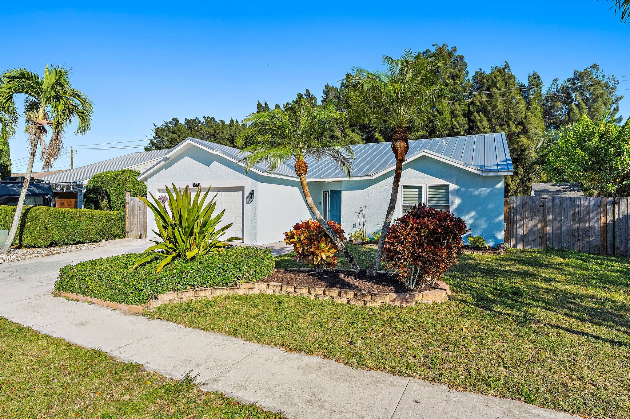 162 Greentree Jupiter, FL 33458