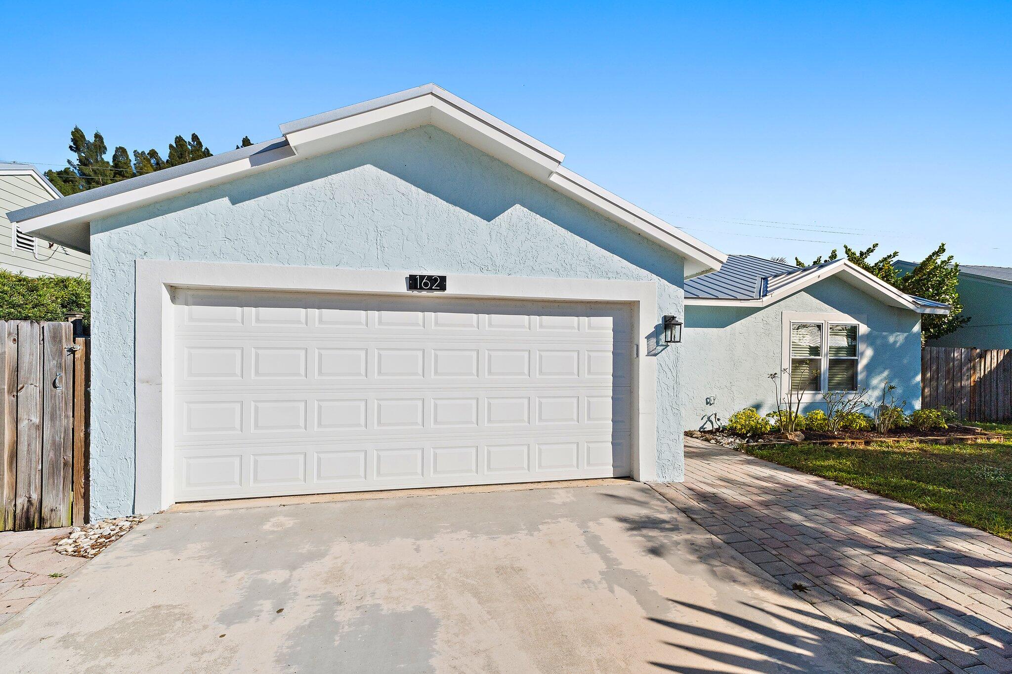 162 Greentree Jupiter, FL 33458