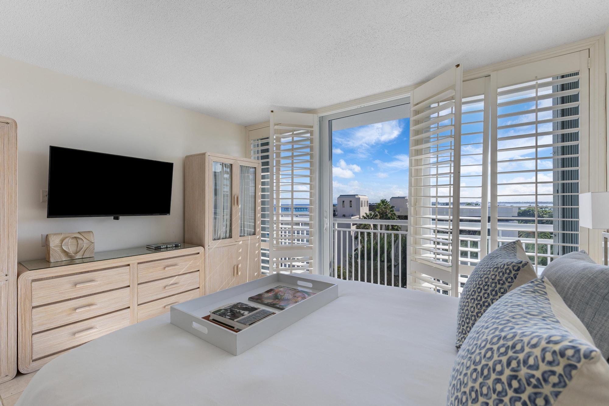 2780 S Ocean #707 Palm Beach, FL 33480