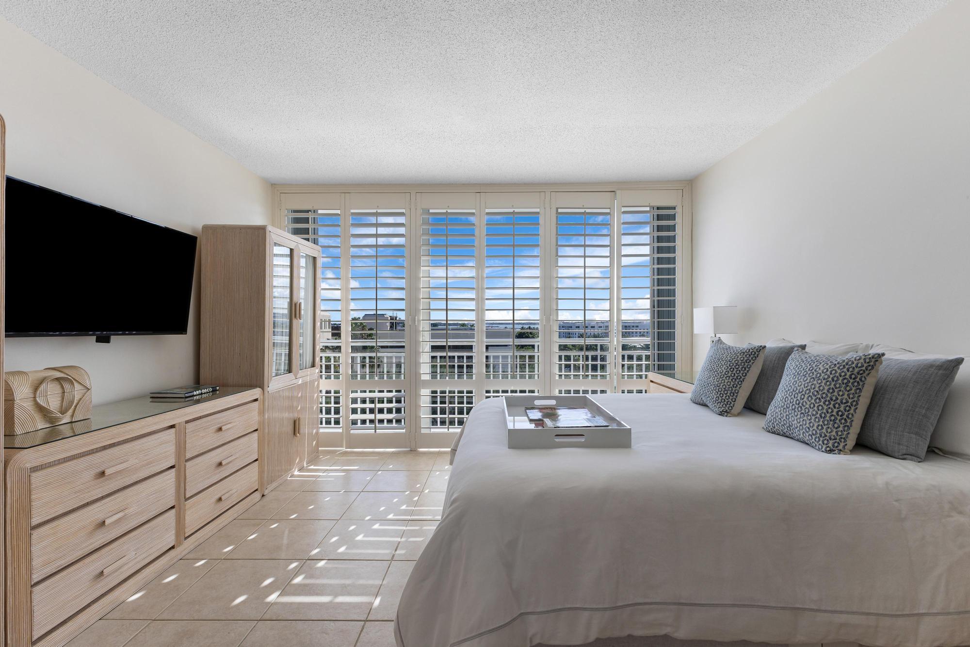 2780 S Ocean #707 Palm Beach, FL 33480