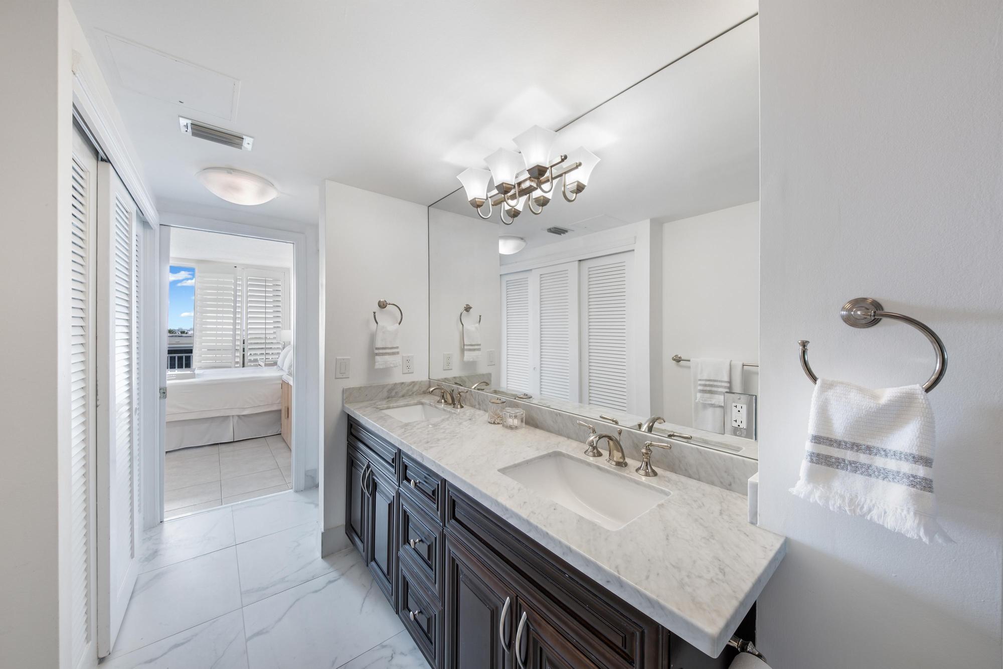 2780 S Ocean #707 Palm Beach, FL 33480