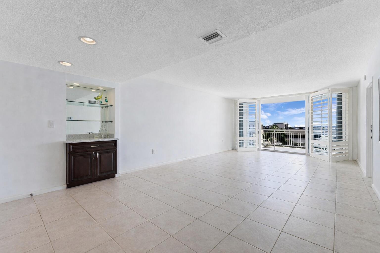 2780 S Ocean #707 Palm Beach, FL 33480