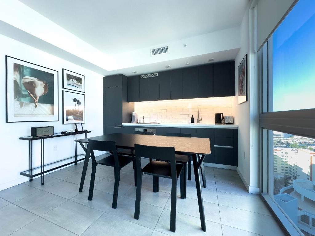 image Yotelpad Miami2