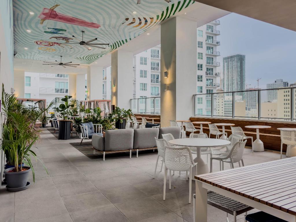 image Yotelpad Miami34