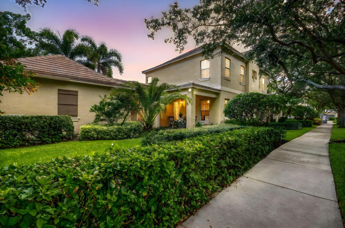 118 Foxford Jupiter, FL 33458