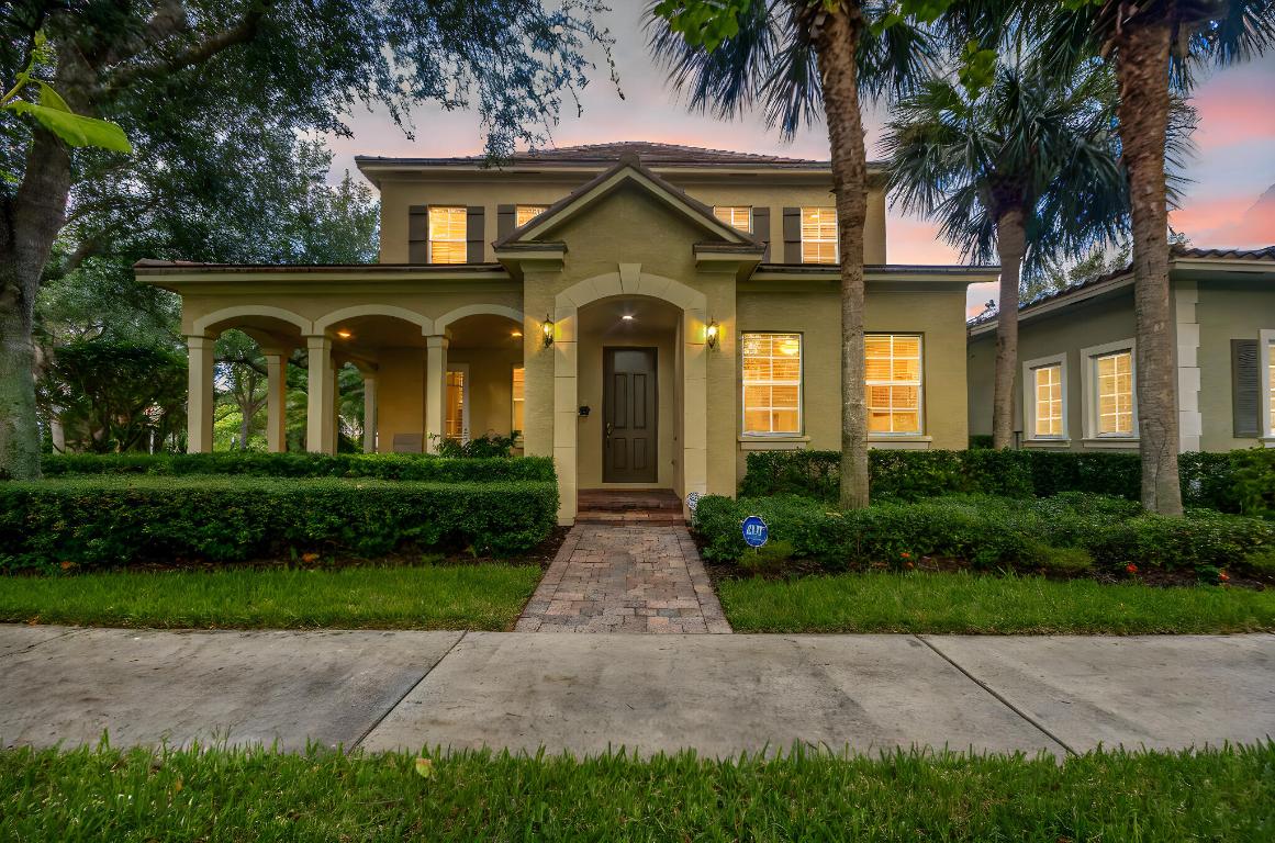 118 Foxford Jupiter, FL 33458