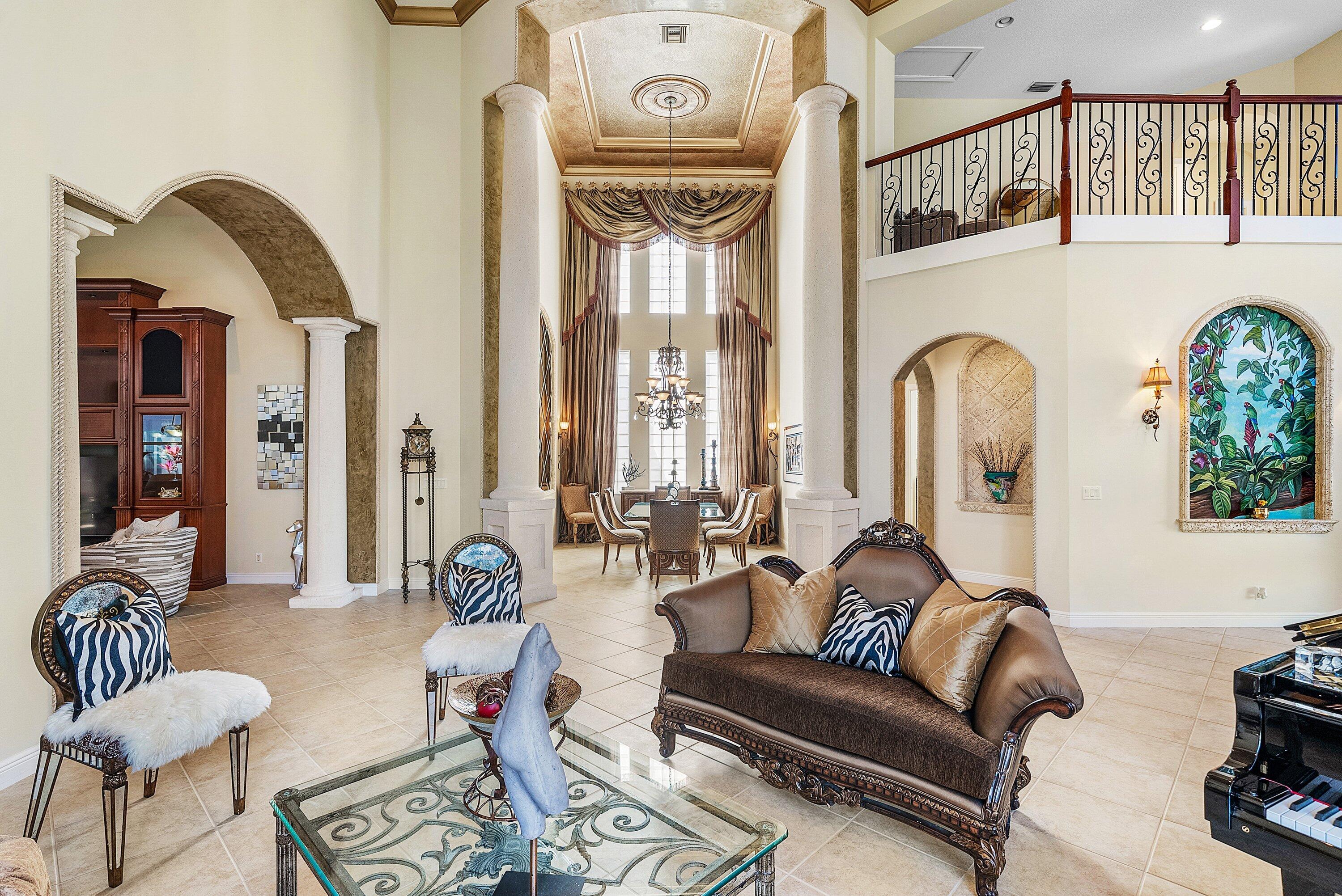 8042 Laurel Rdg Delray Beach, FL 33446