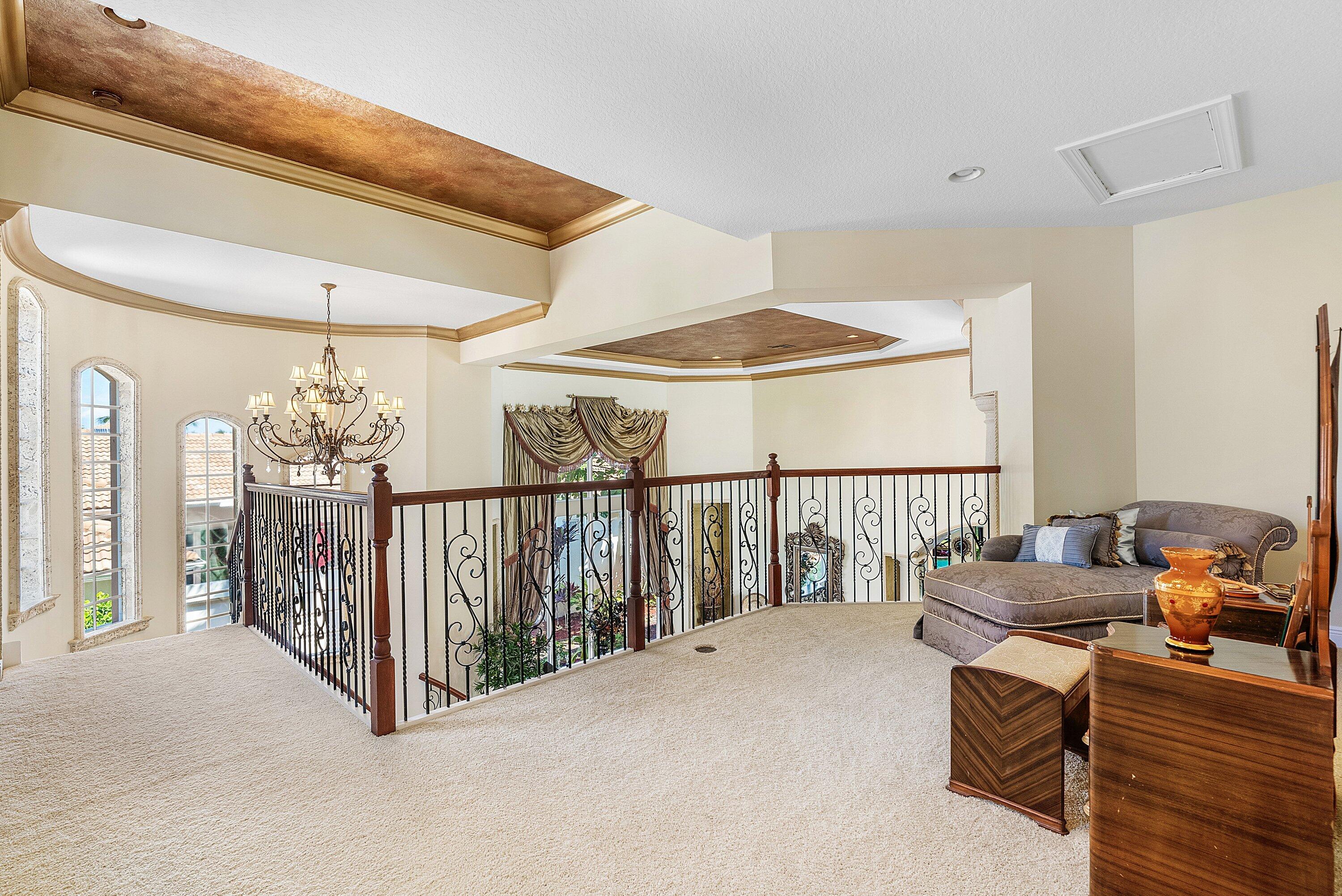 8042 Laurel Rdg Delray Beach, FL 33446