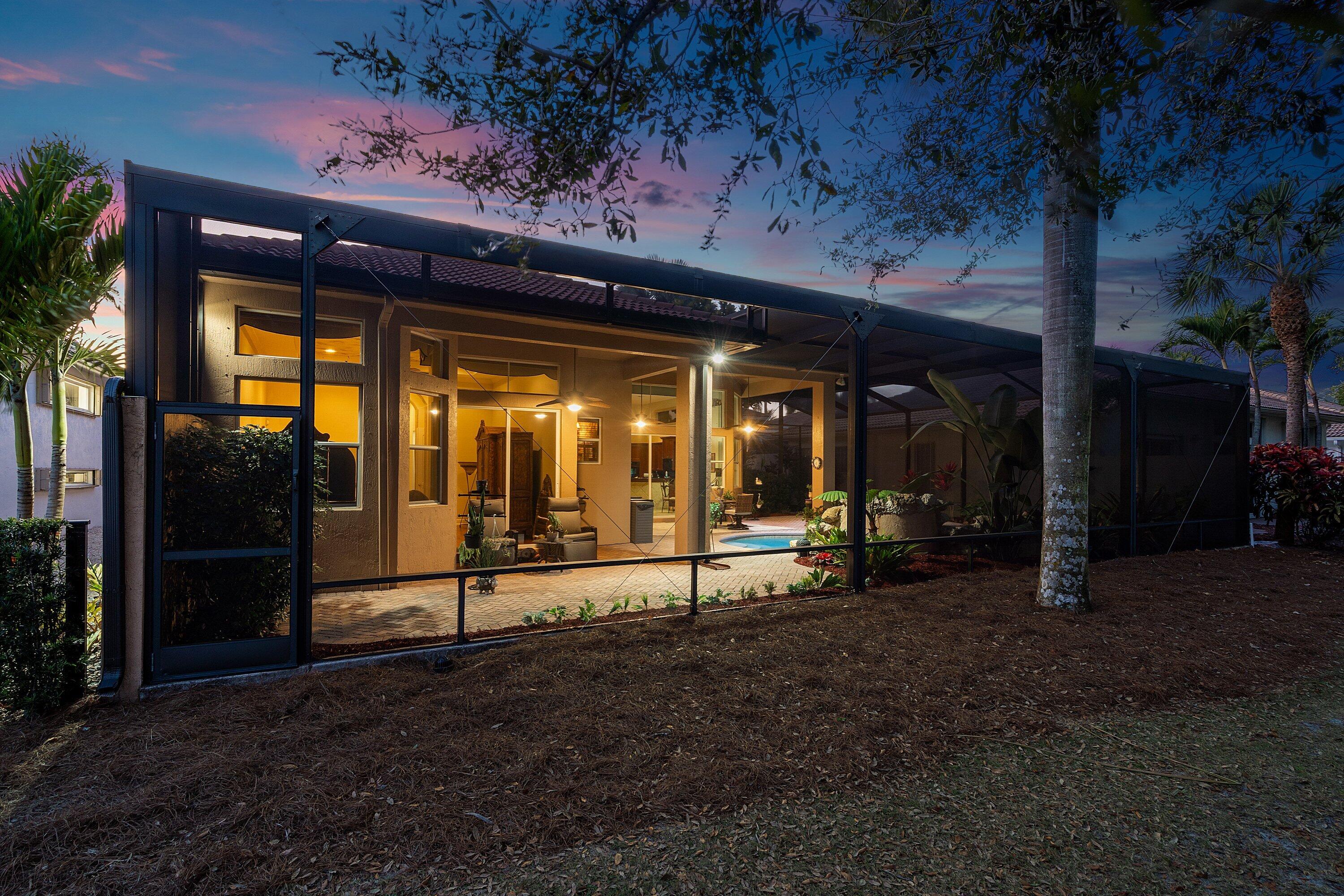 8042 Laurel Rdg Delray Beach, FL 33446