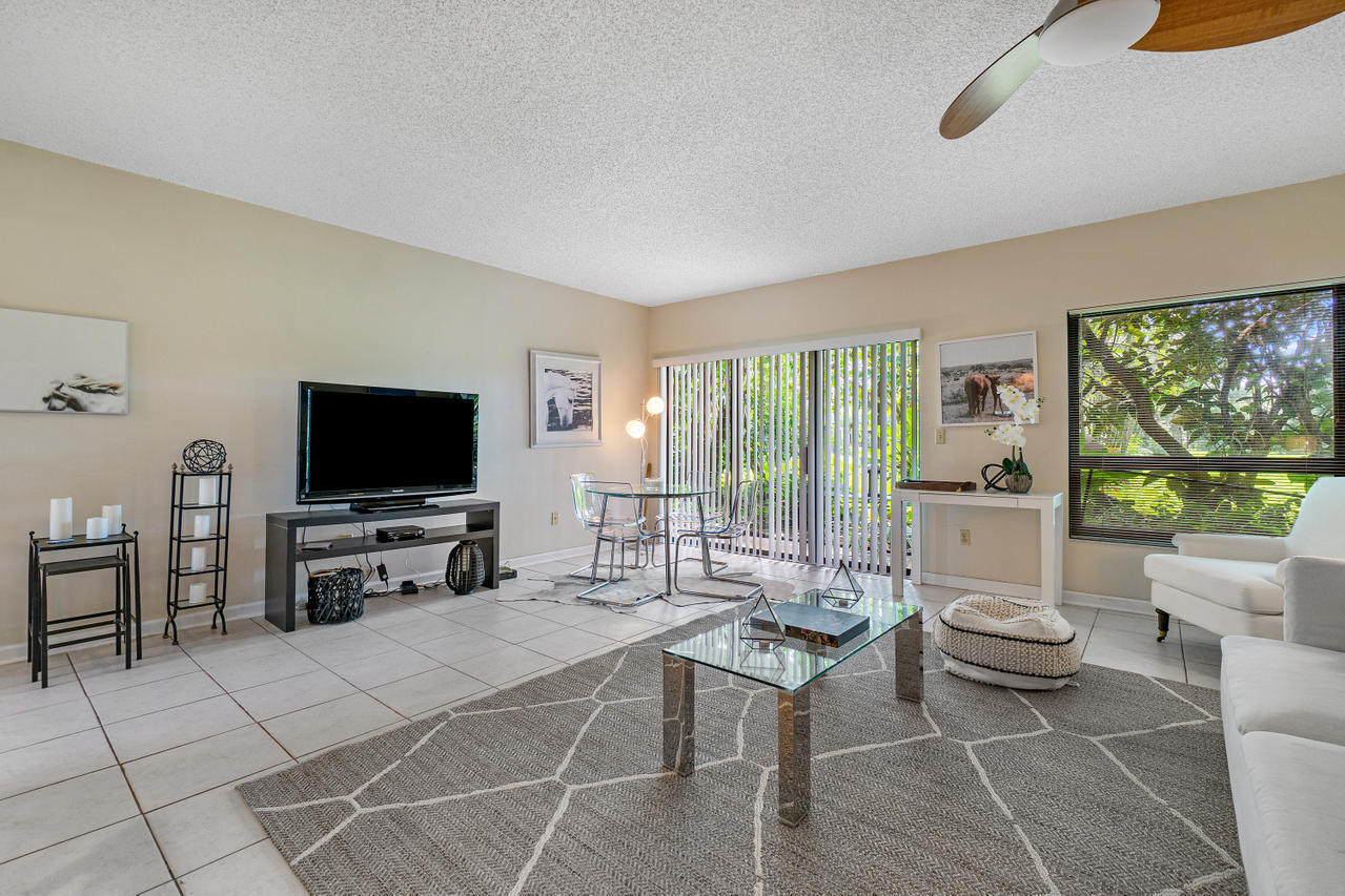 13334 Polo Clb #238 Wellington, FL 33414