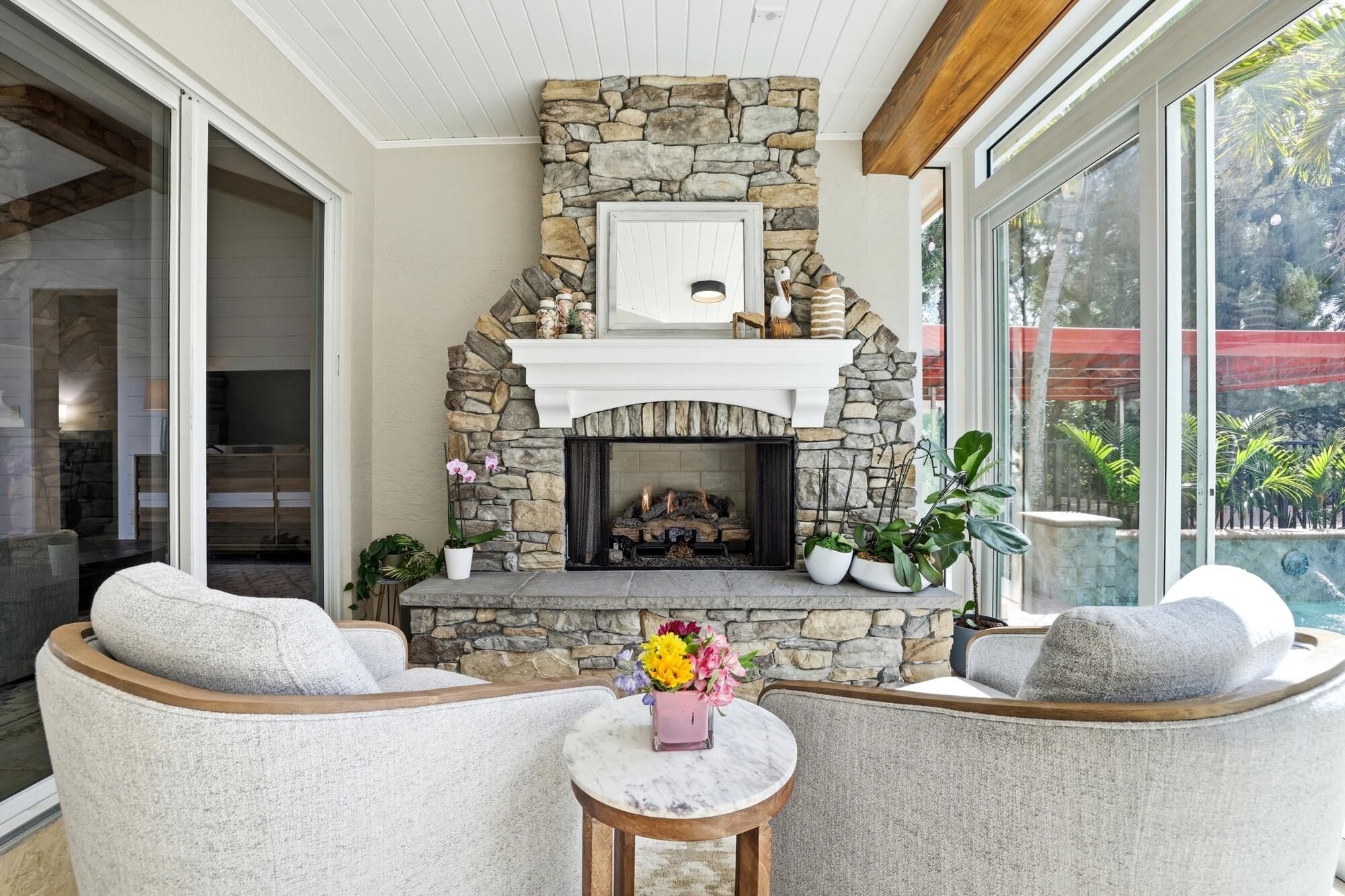 9483 166th Jupiter, FL 33478