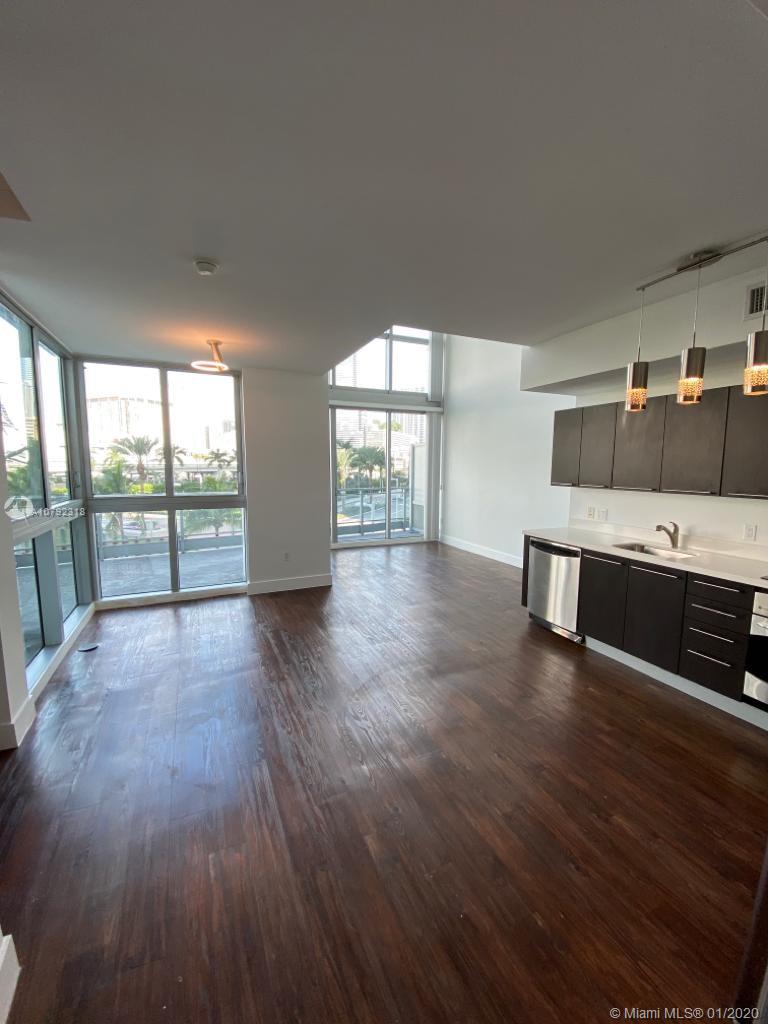 90 SW 3rd St #TH300A