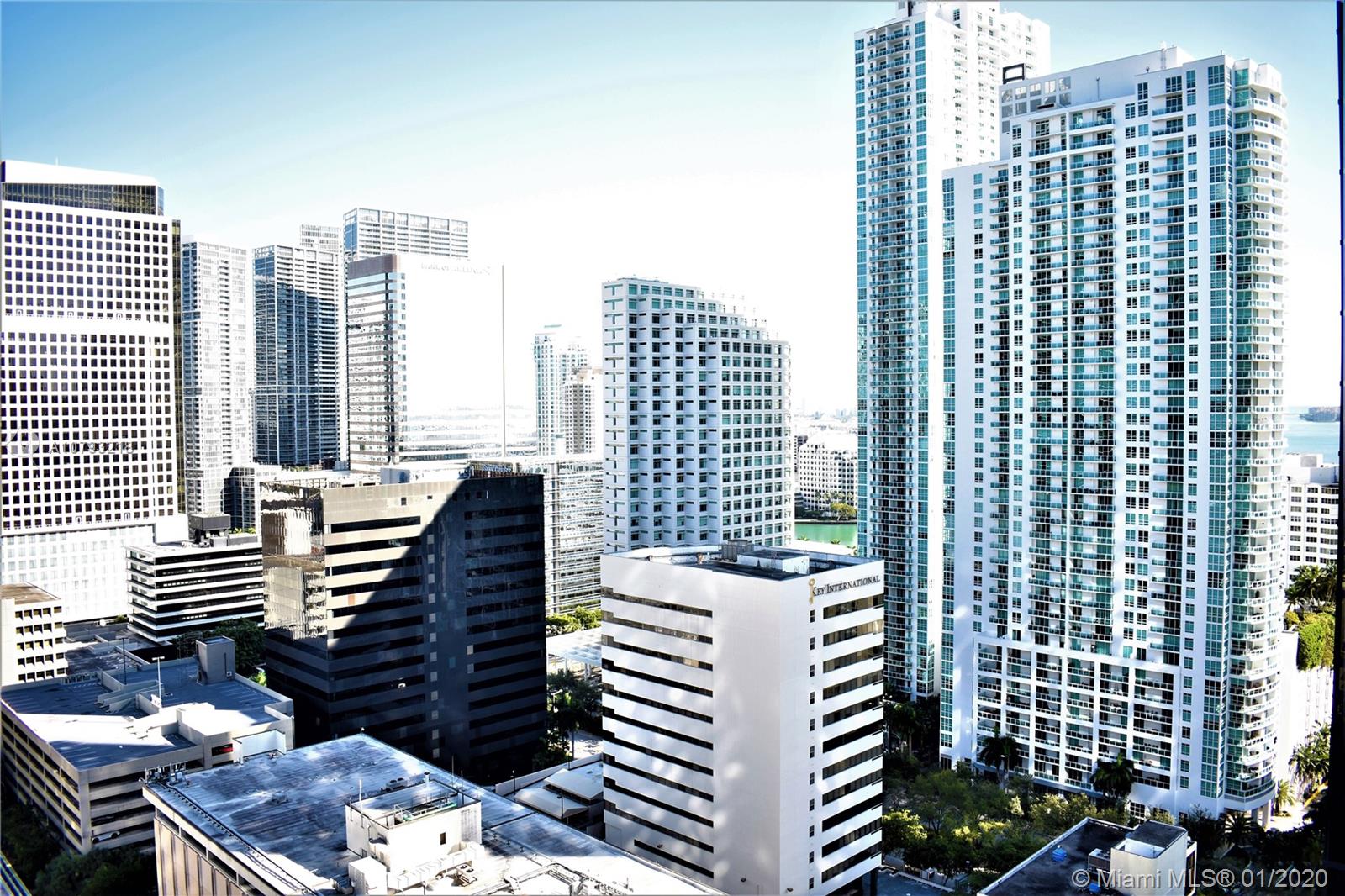 1000 Brickell Plz #2615