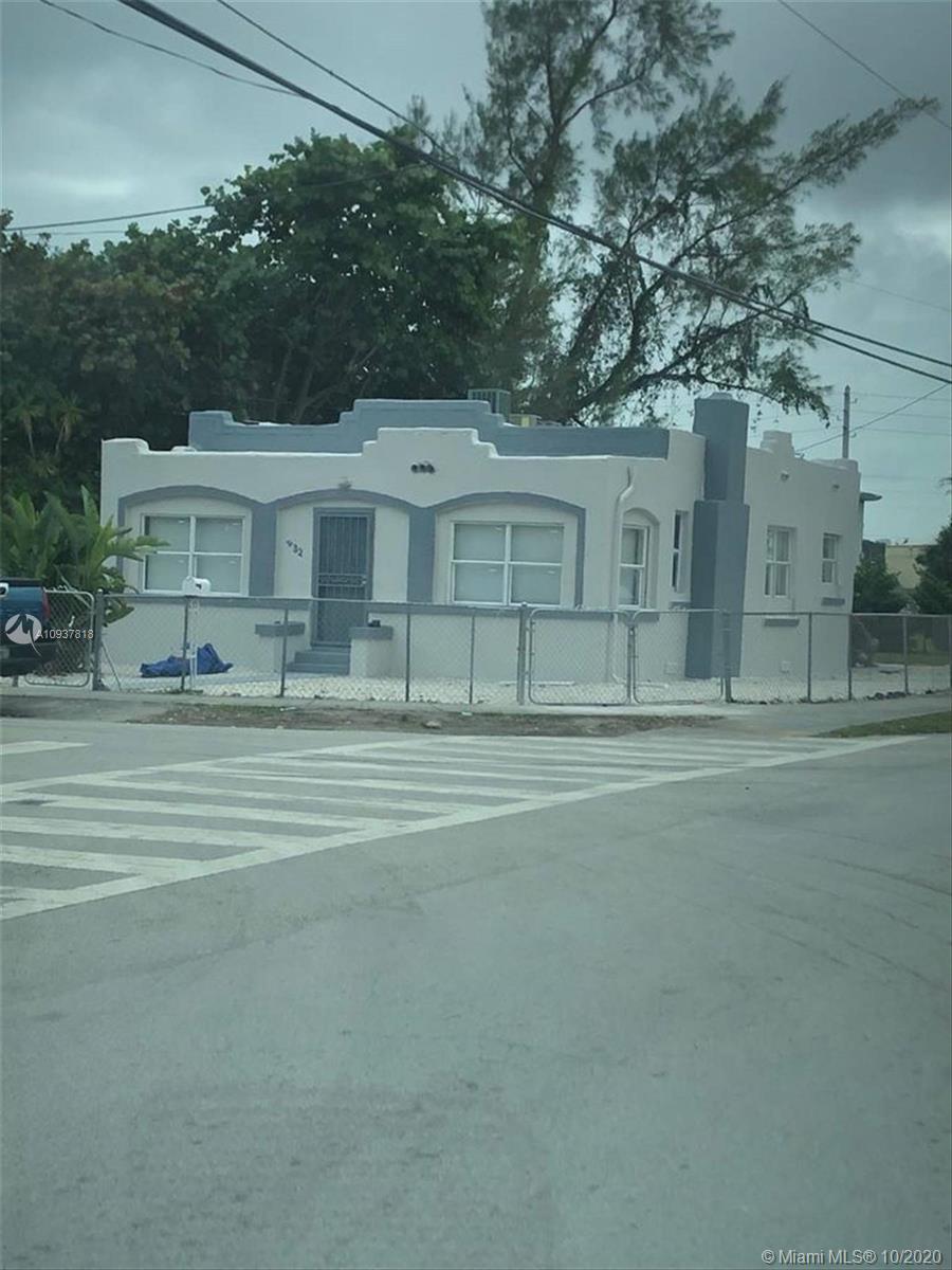 932 NW 70th St
