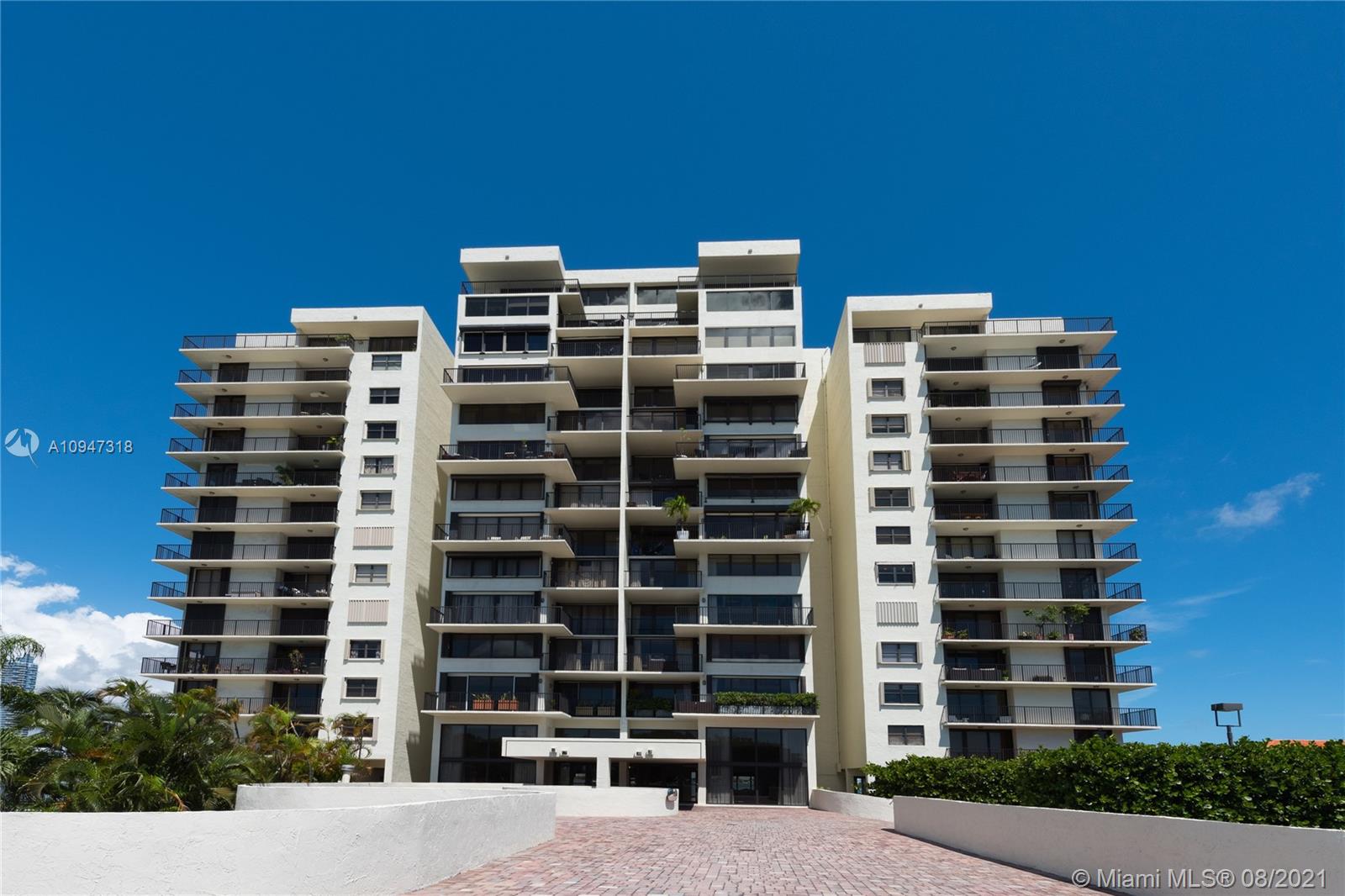 801 N Venetian Dr #1201