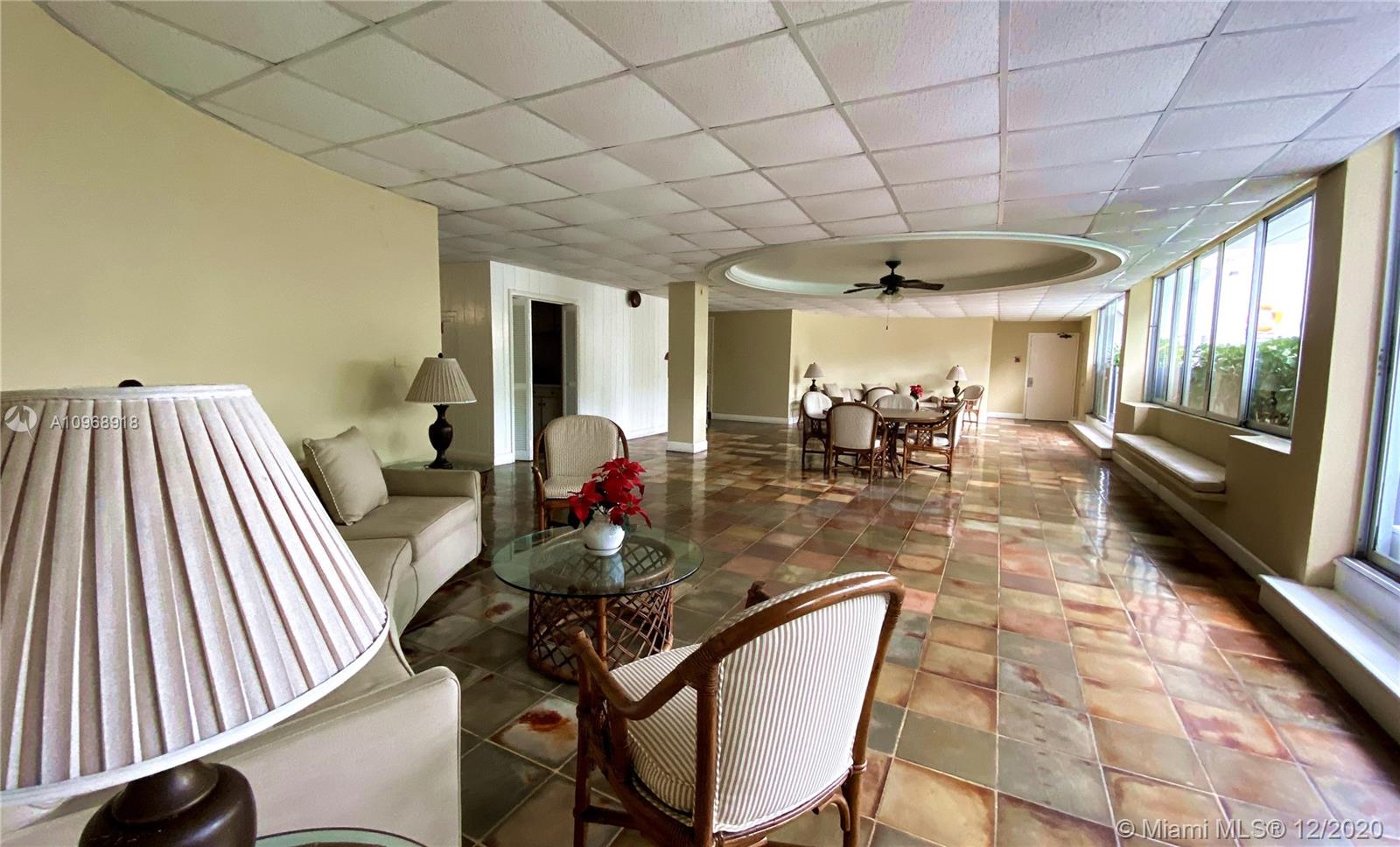 image ROYAL CARIBBEAN CLUB CON3