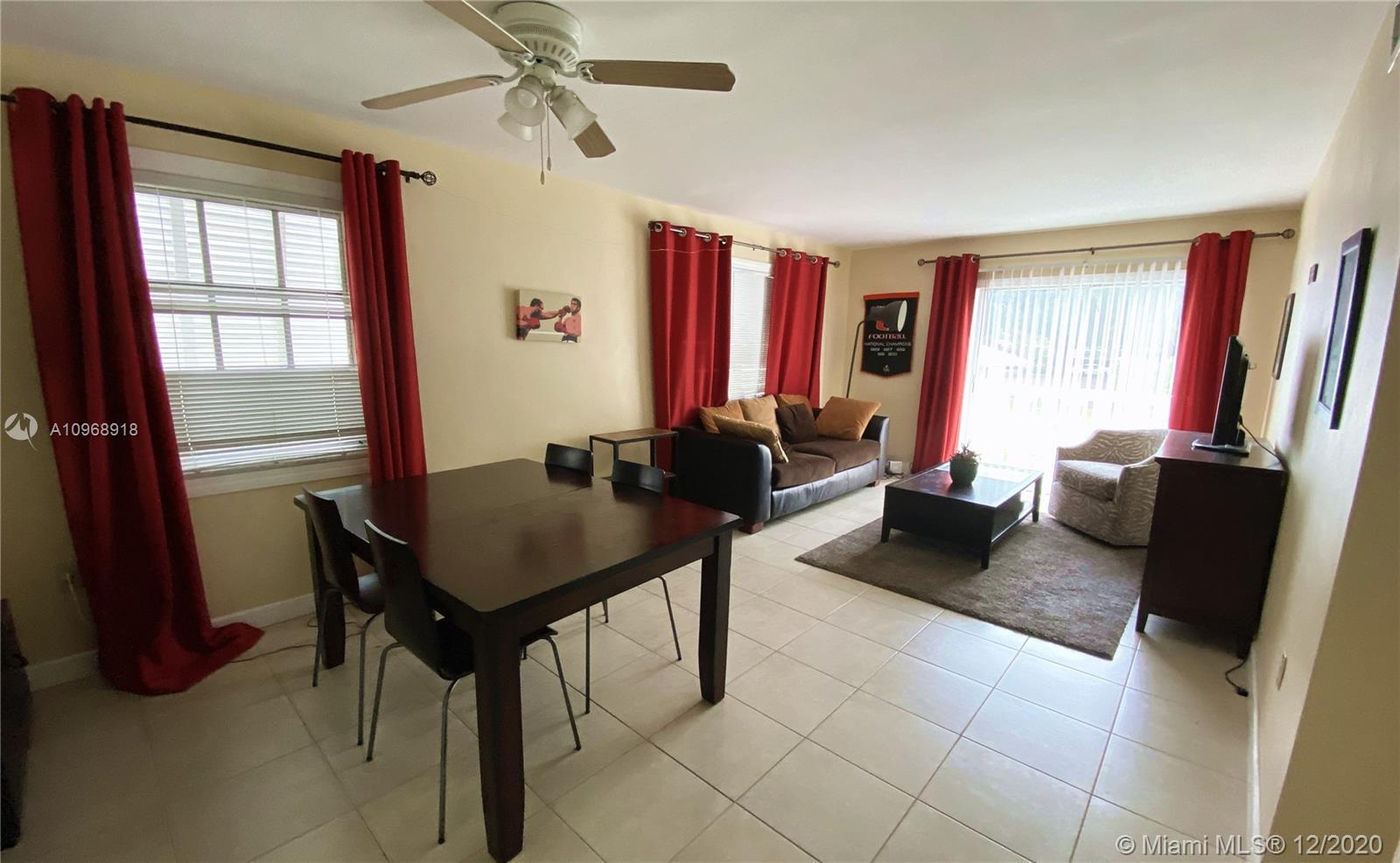 image ROYAL CARIBBEAN CLUB CON7