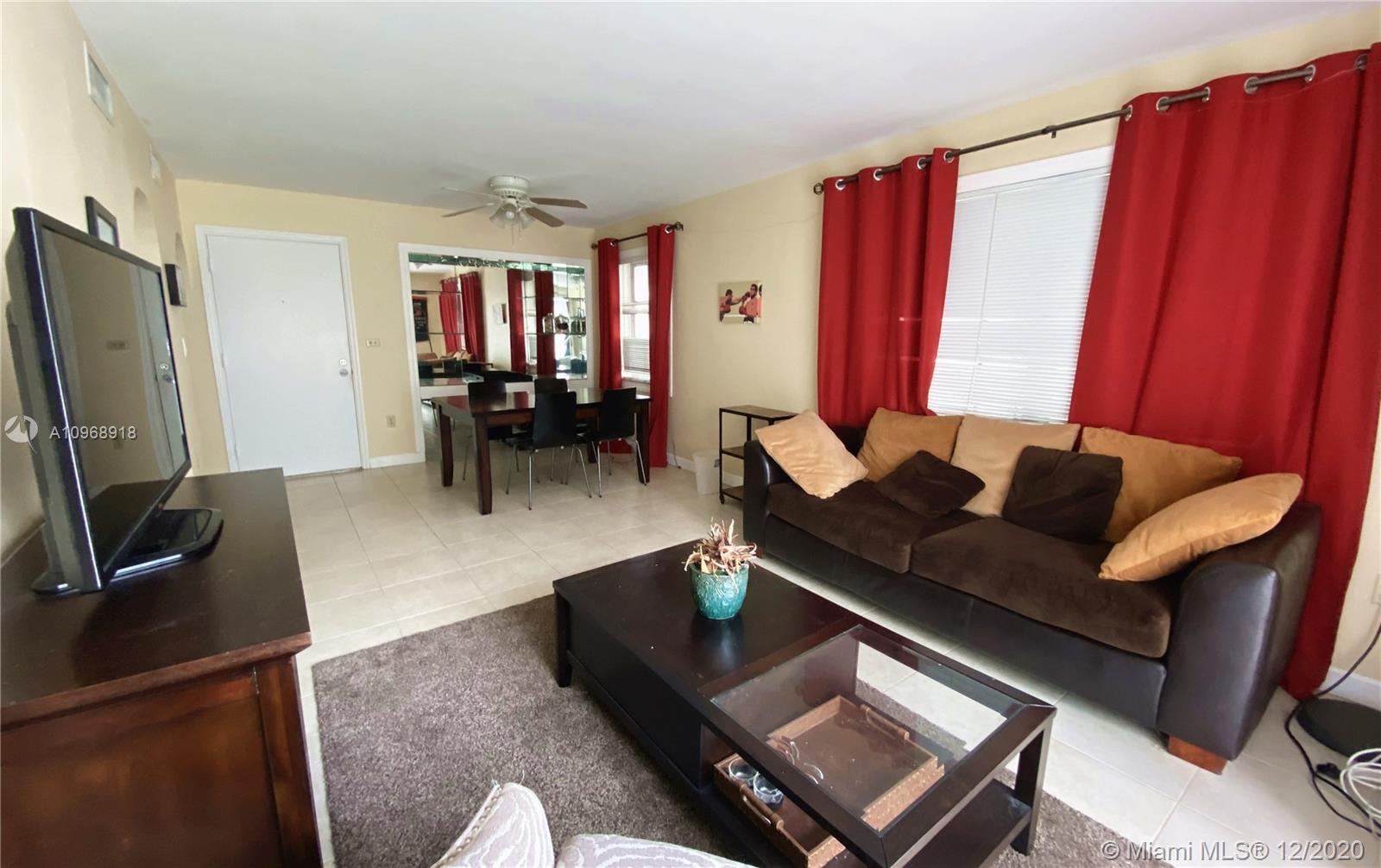 image ROYAL CARIBBEAN CLUB CON8