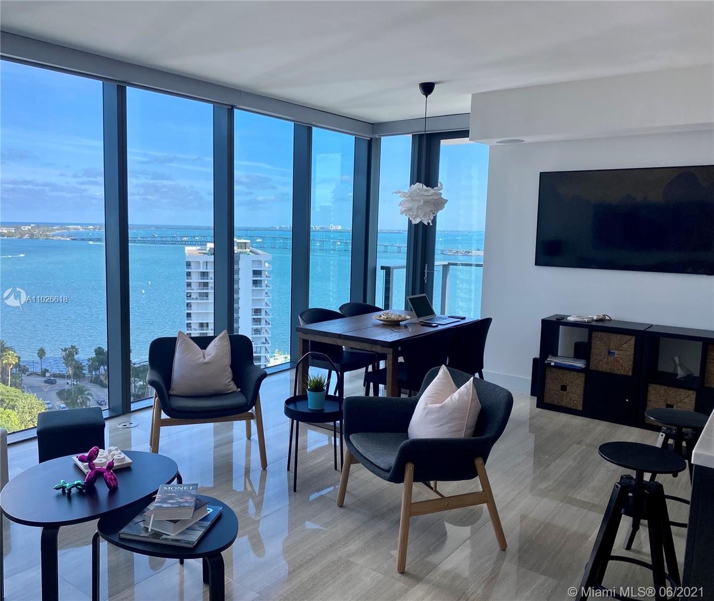 1451 Brickell Ave #1703 Miami, FL 33131