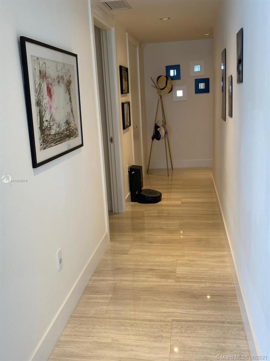 1451 Brickell Ave #1703 Miami, FL 33131