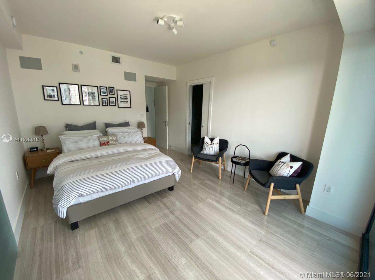 1451 Brickell Ave #1703 Miami, FL 33131