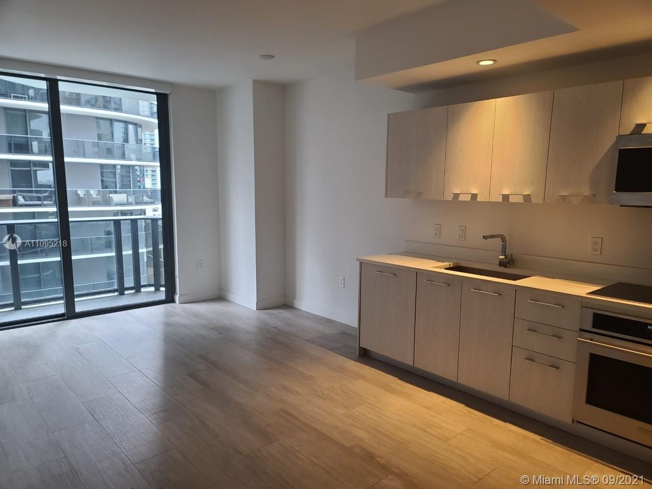 55 SW 9th St #1502