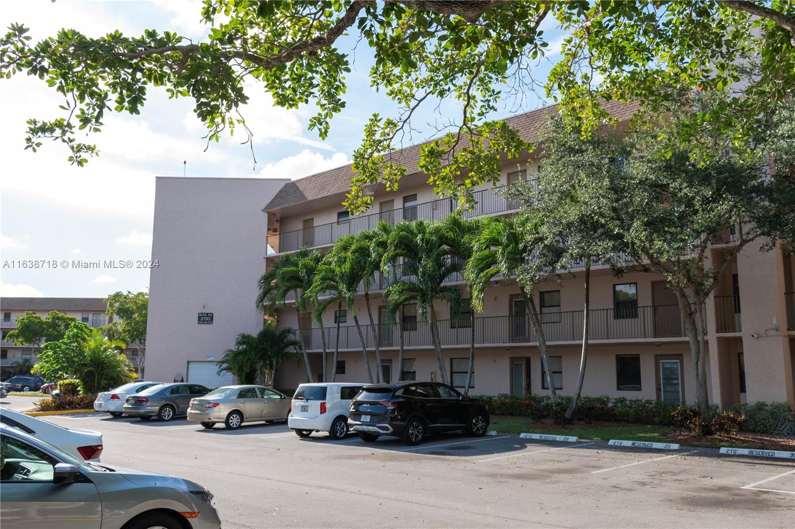 Casa de Condomínio