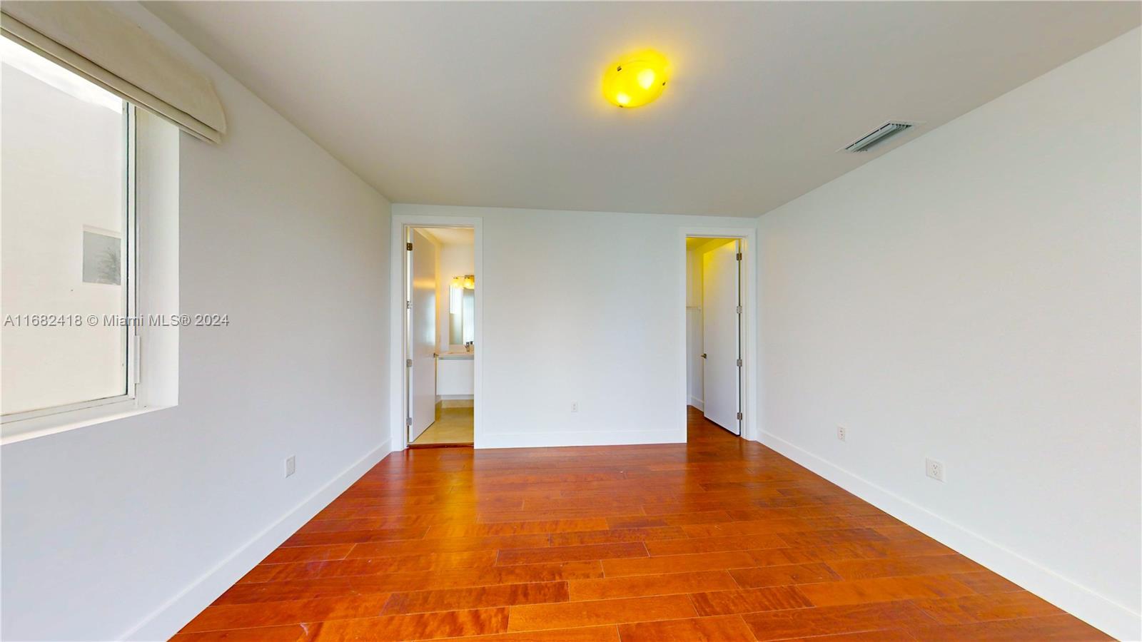 9980 NW 74th Ter Doral, FL 33178