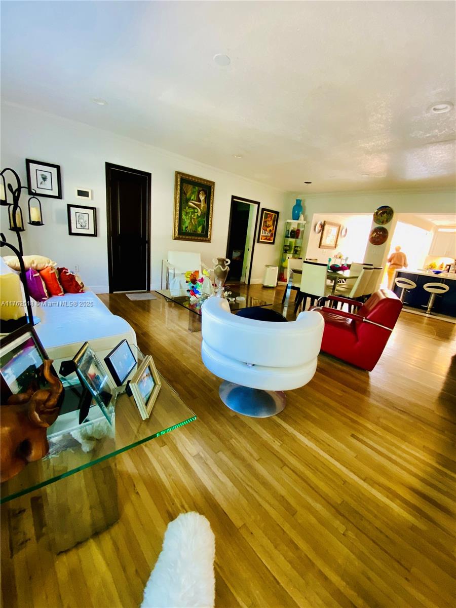 1135 SW 62nd Ave West Miami, FL 33144