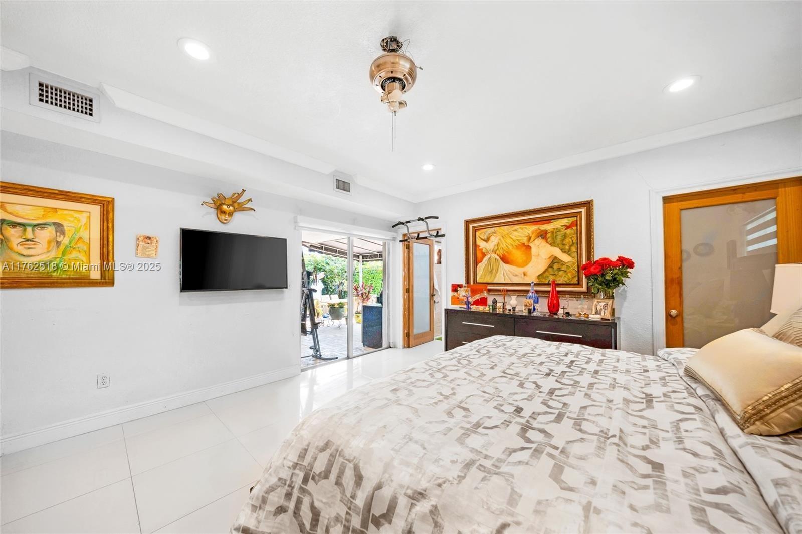 1135 SW 62nd Ave West Miami, FL 33144