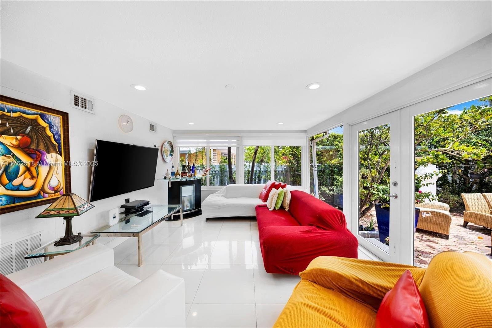 1135 SW 62nd Ave West Miami, FL 33144