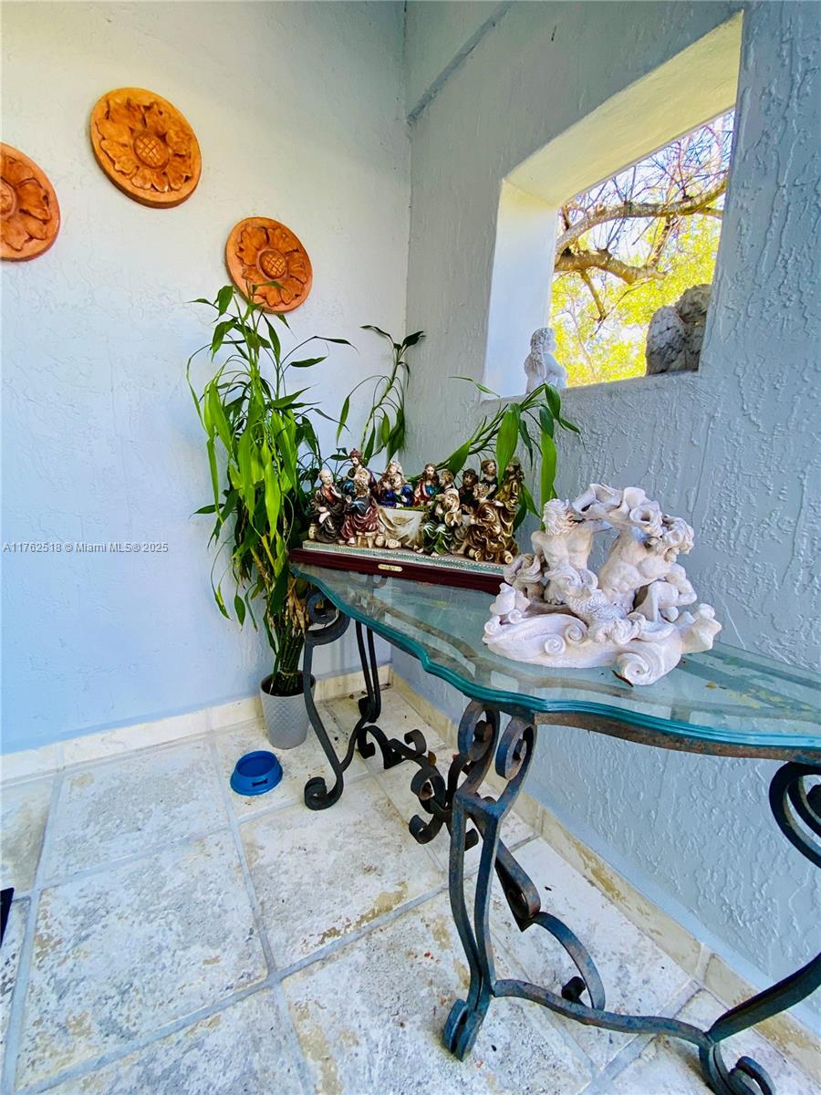 1135 SW 62nd Ave West Miami, FL 33144