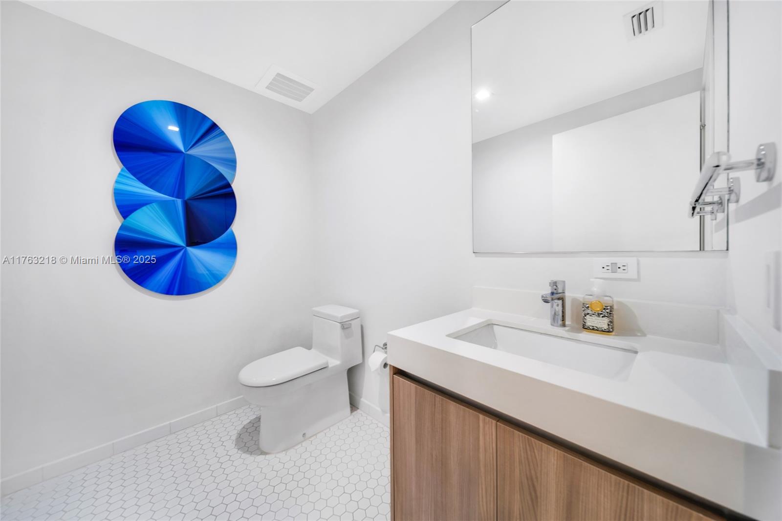 401 N Birch Rd #1100 Fort Lauderdale, FL 33304