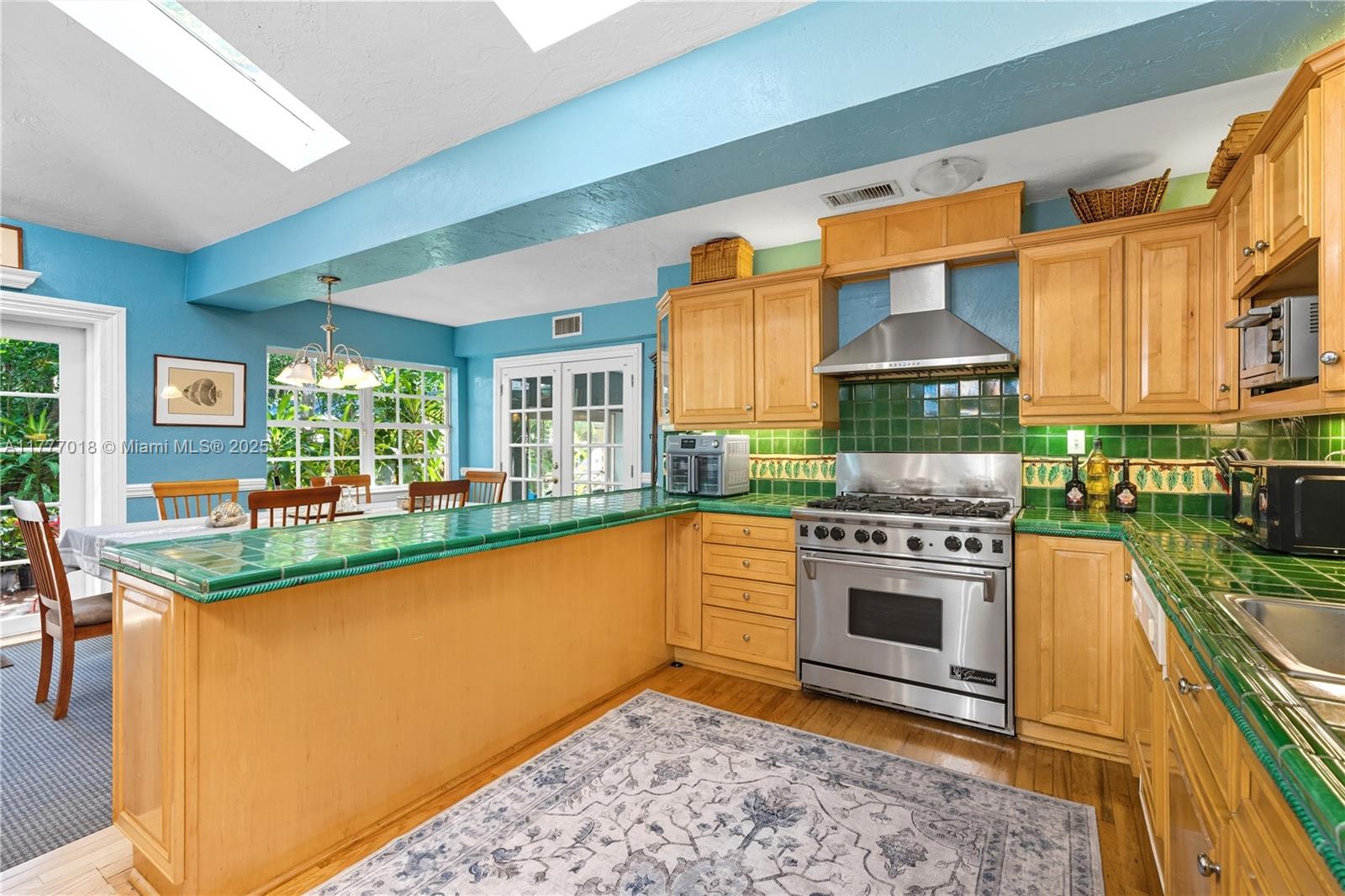 4160 Lybyer Ave Miami, FL 33133