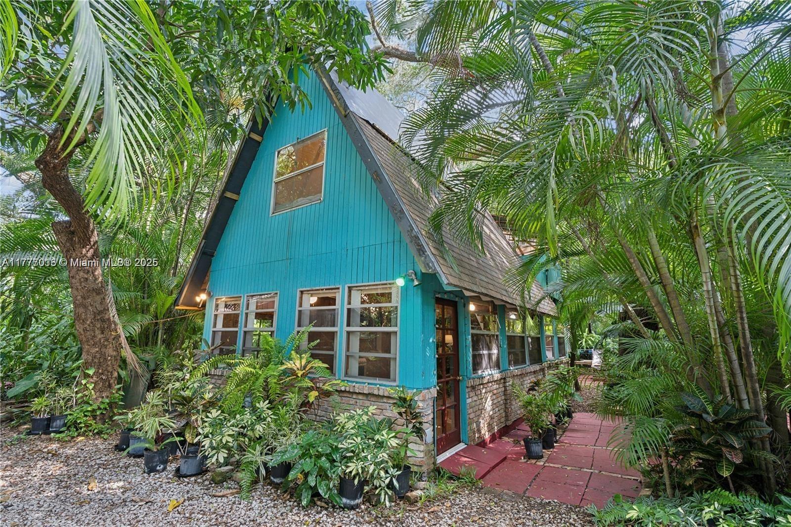 4160 Lybyer Ave Miami, FL 33133