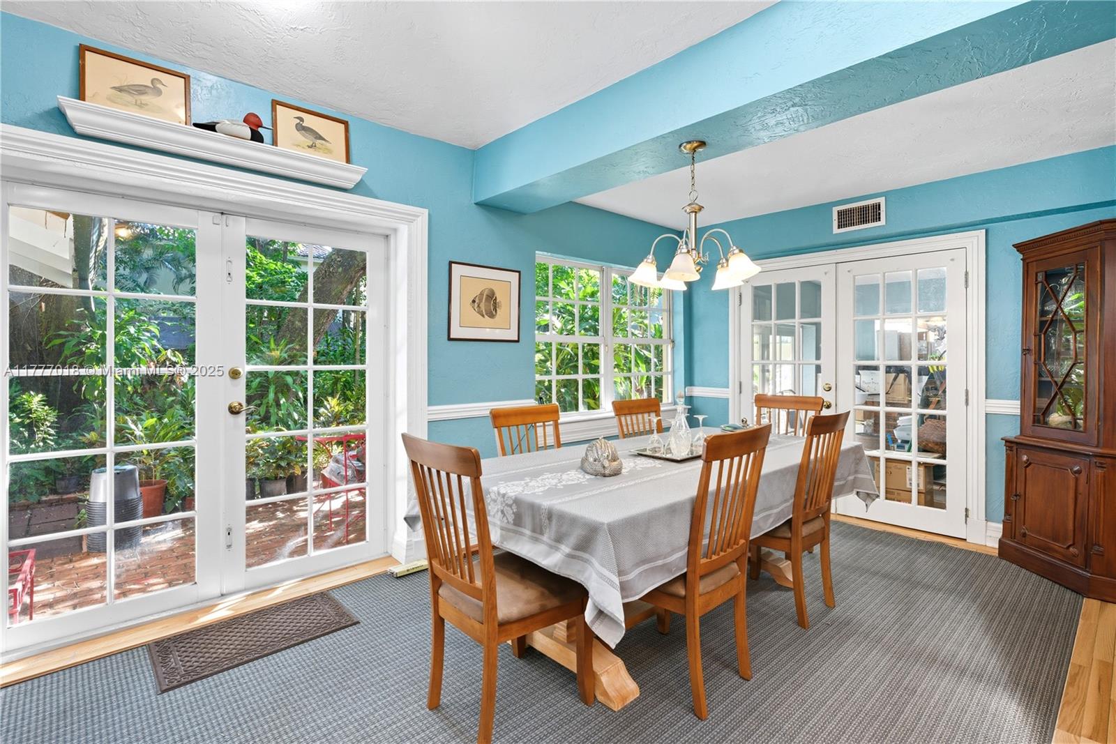 4160 Lybyer Ave Miami, FL 33133