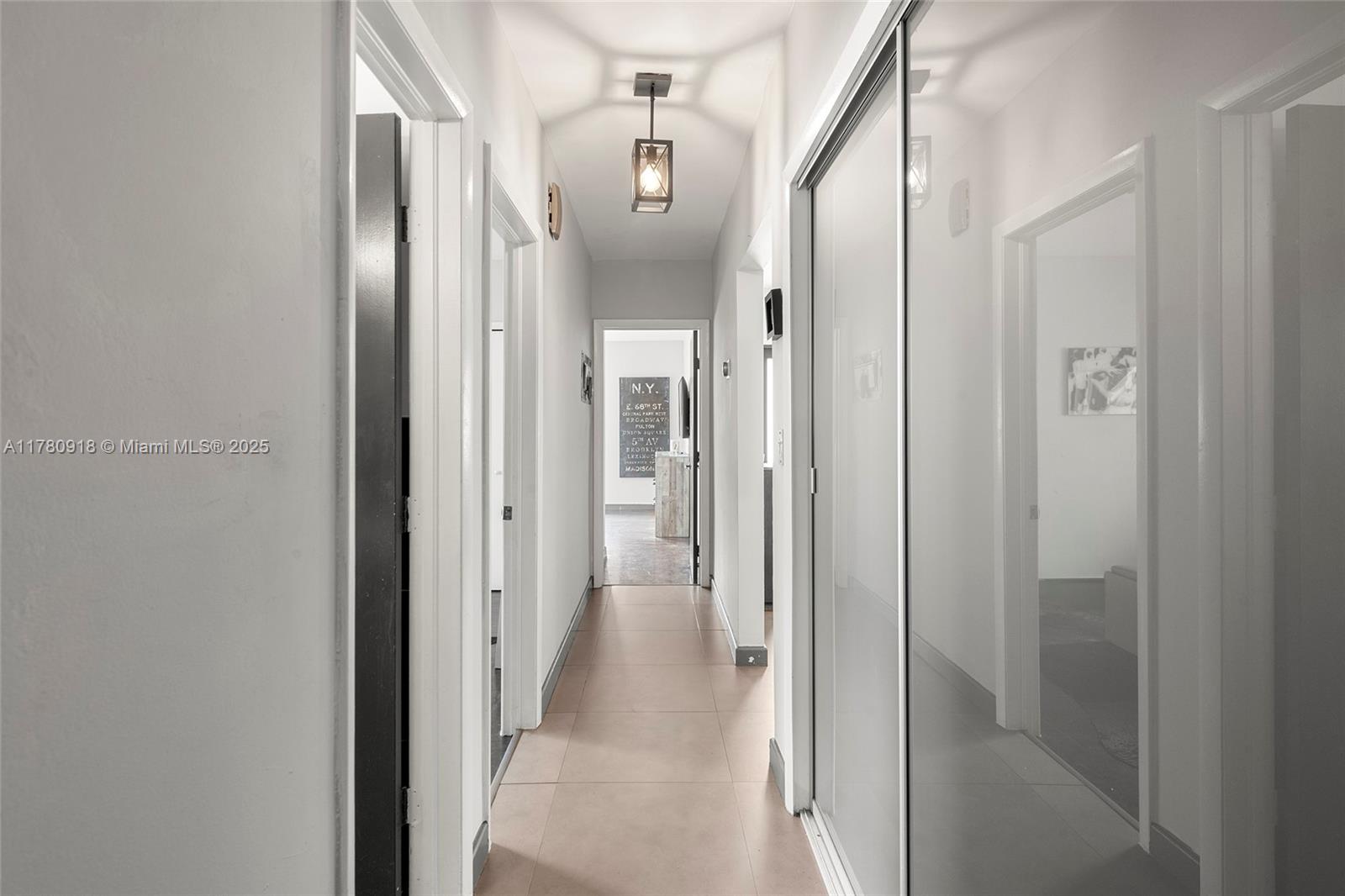 425 NE 114th St Miami, FL 33161