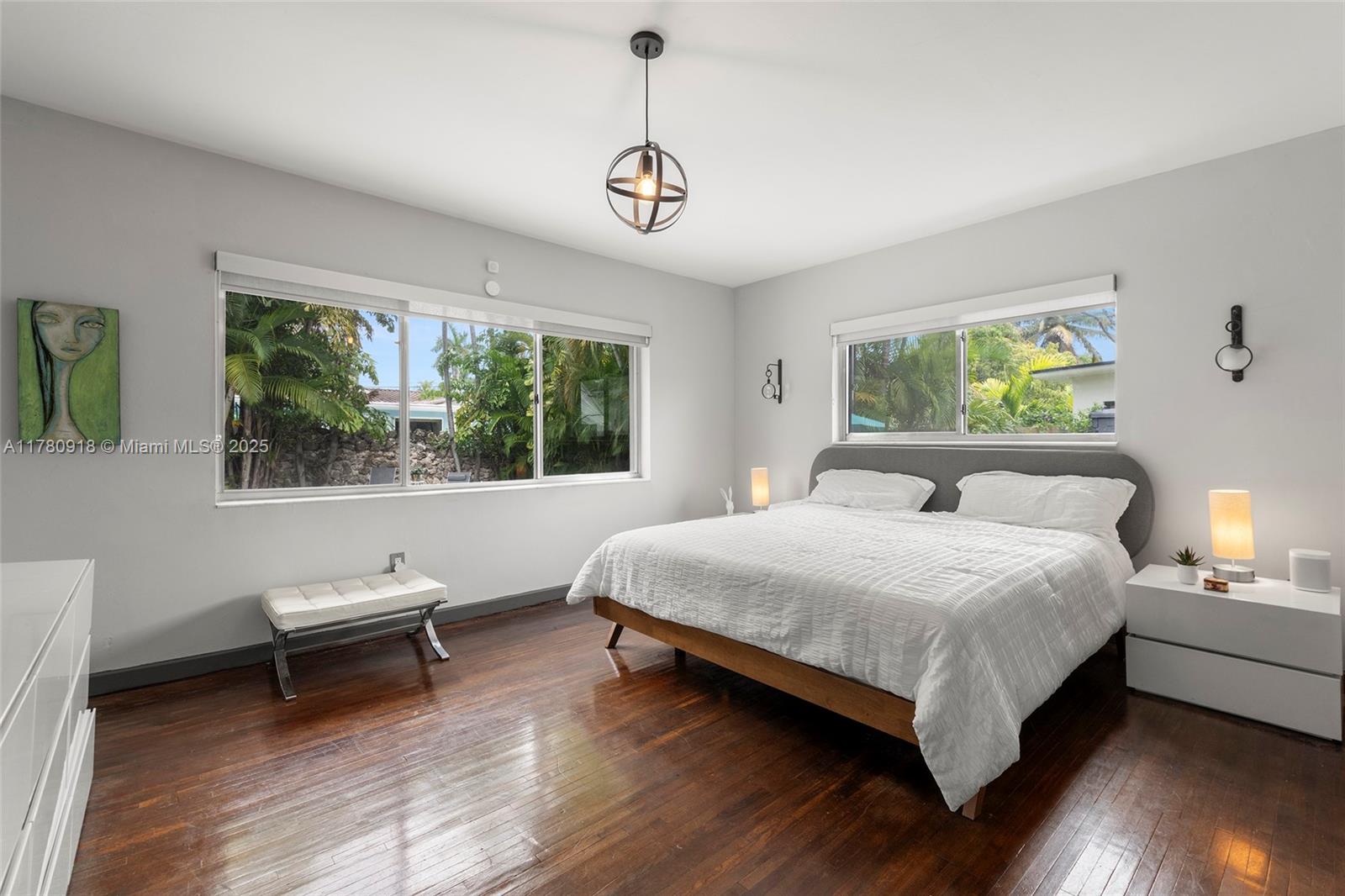 425 NE 114th St Miami, FL 33161