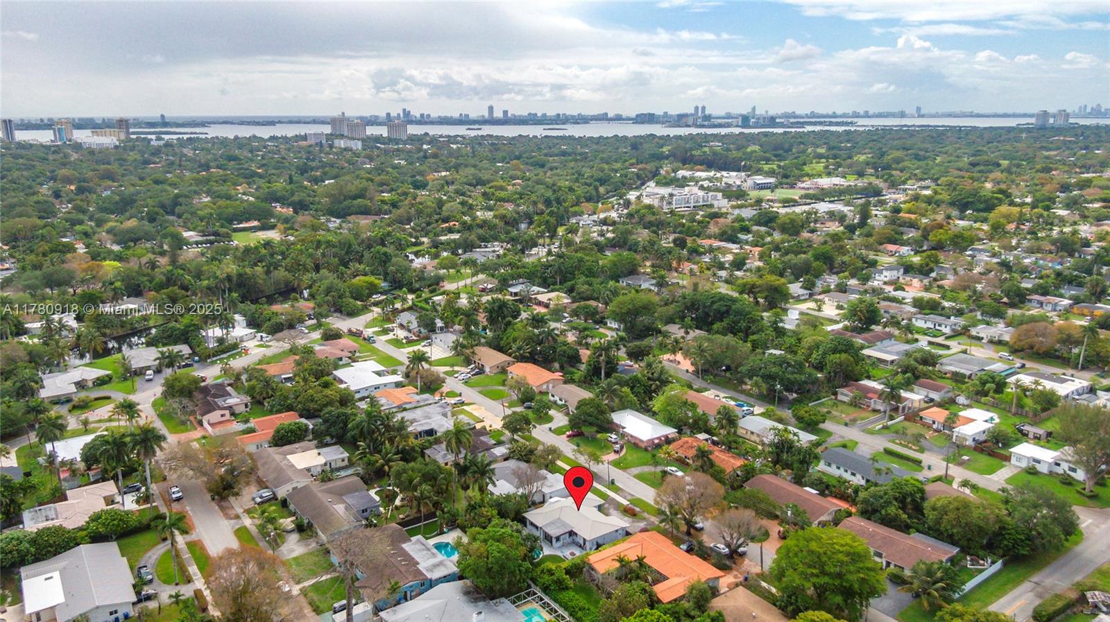 425 NE 114th St Miami, FL 33161