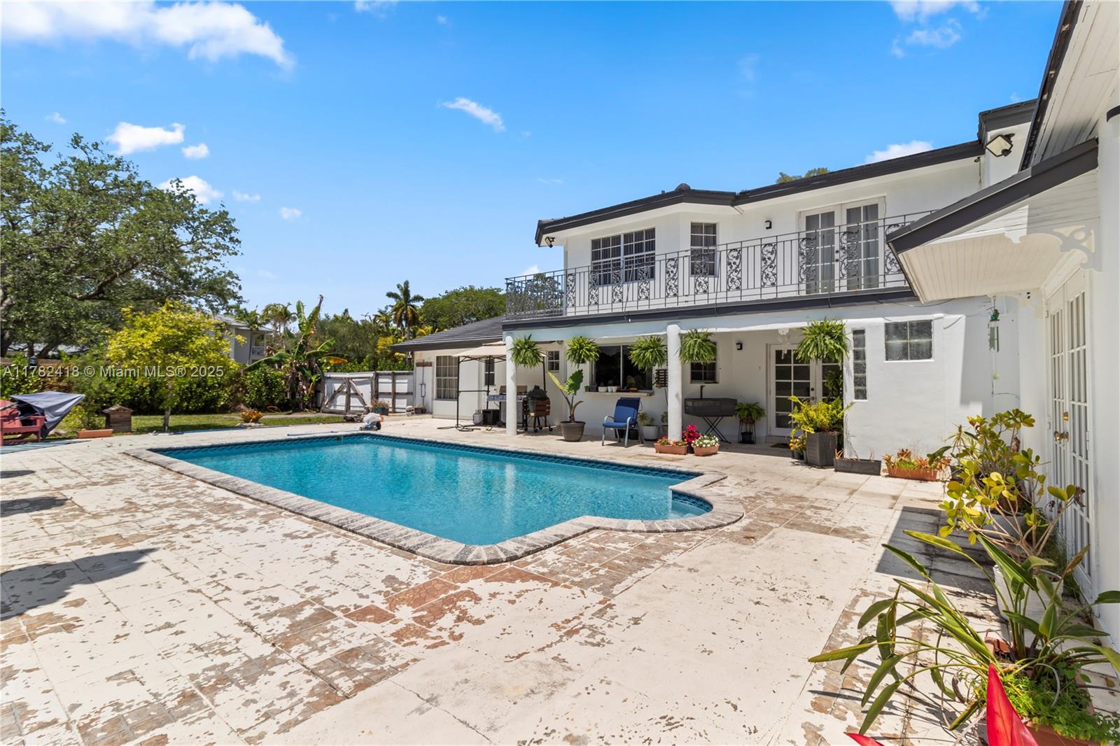 8350 SW 98th Th St Miami, FL 33156