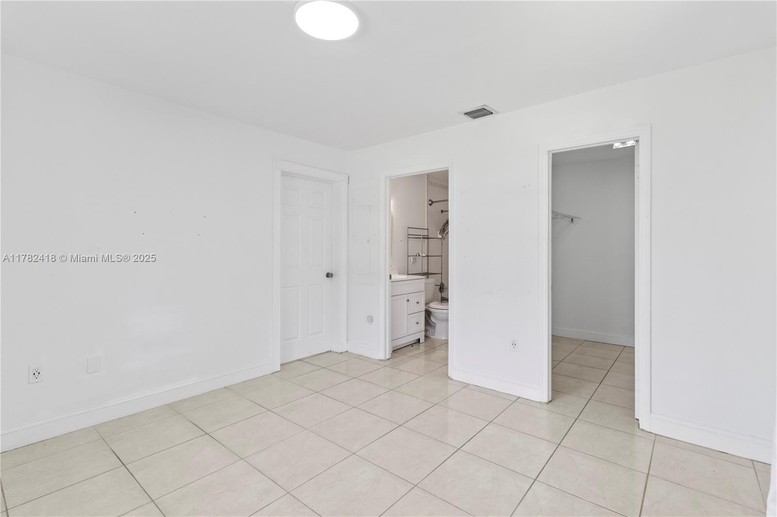 8350 SW 98th Th St Miami, FL 33156