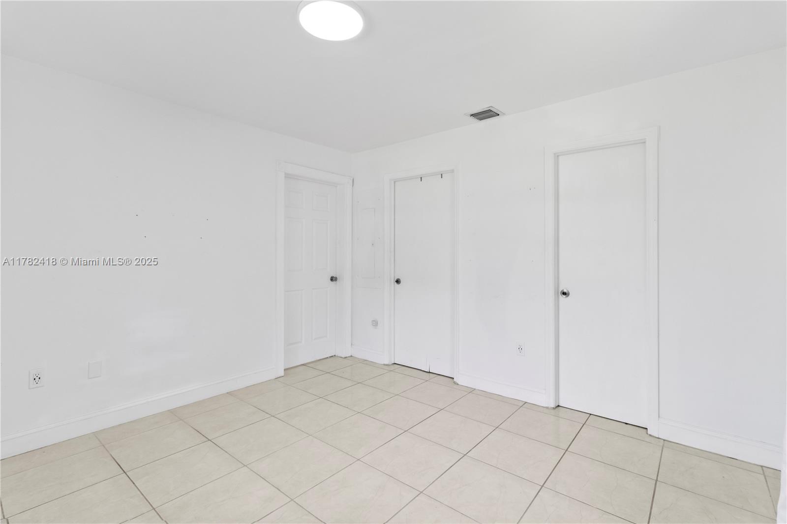 8350 SW 98th Th St Miami, FL 33156