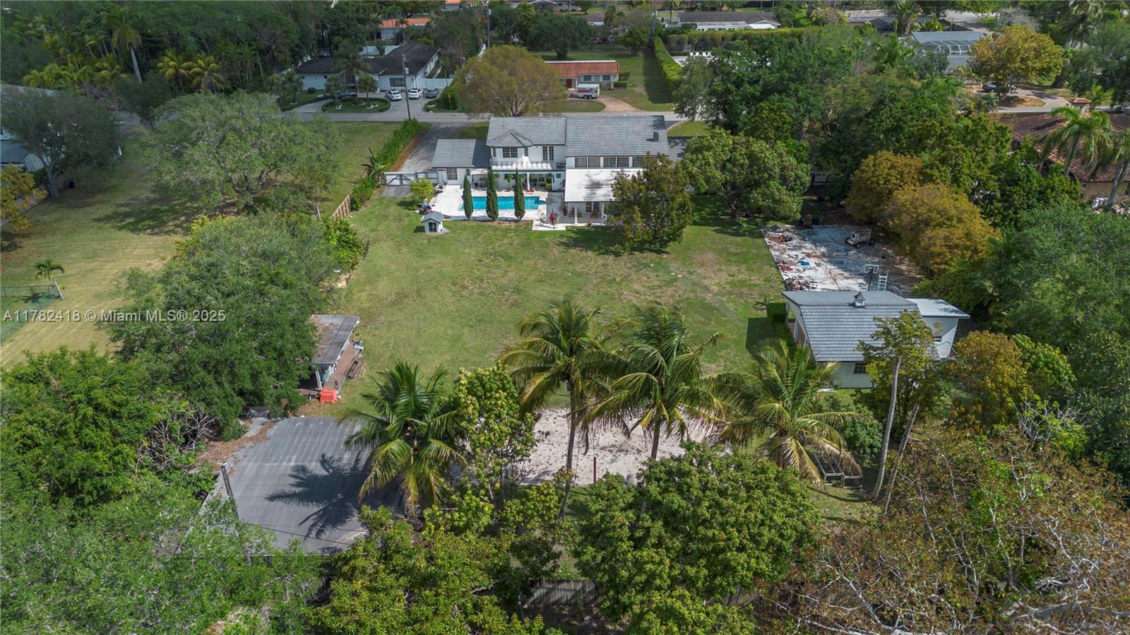 8350 SW 98th Th St Miami, FL 33156