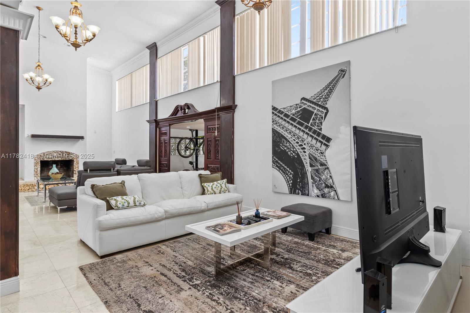 8350 SW 98th Th St Miami, FL 33156